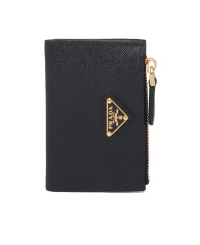 Prada Leather Logo Plaque Card Holder In Green