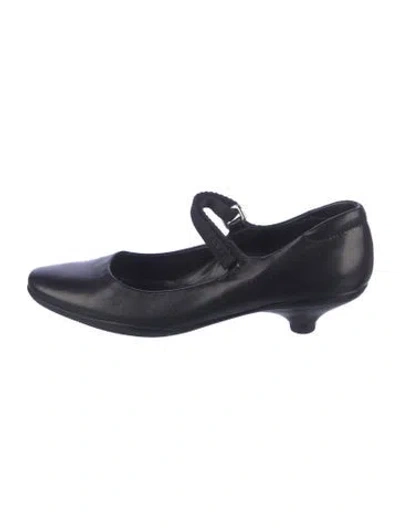 Pre-owned Prada Leather Mary Jane Flats In Black