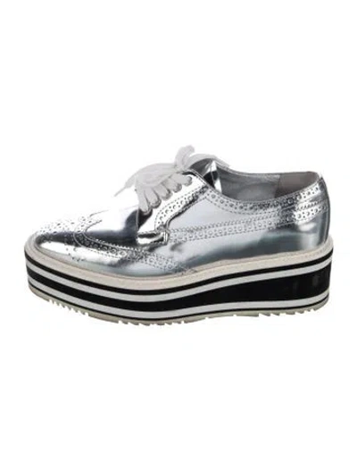 Pre-owned Prada Leather Oxfords
