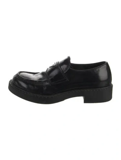 Pre-owned Prada Leather Oxfords In Black