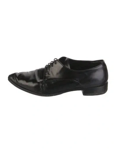 Pre-owned Prada Leather Oxfords In Black