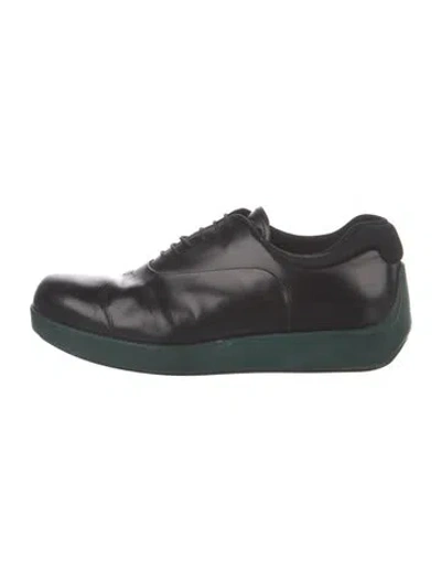 Pre-owned Prada Leather Oxfords In Black