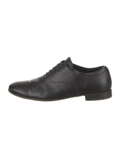 Pre-owned Prada Leather Oxfords In Black