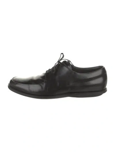 Pre-owned Prada Leather Oxfords In Black