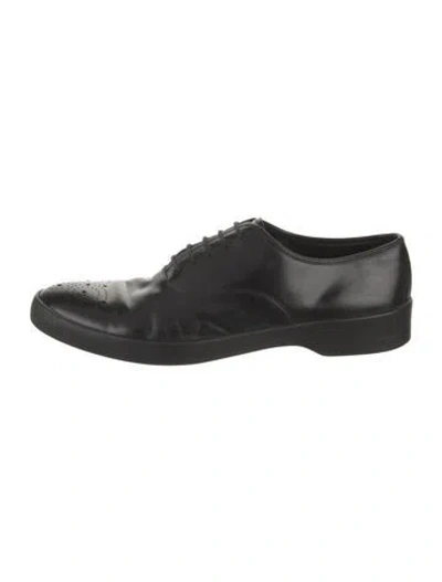 Pre-owned Prada Leather Oxfords In Black