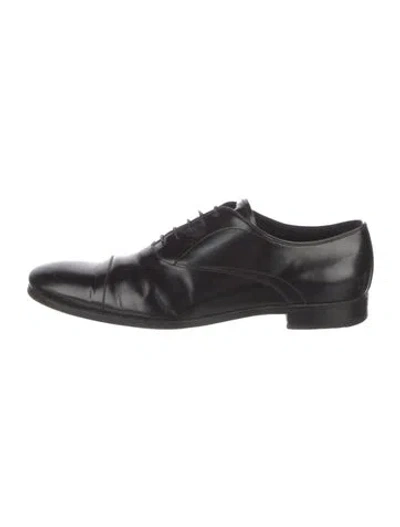 Pre-owned Prada Leather Oxfords In Black