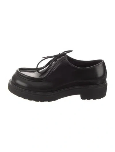 Pre-owned Prada Leather Oxfords In Black