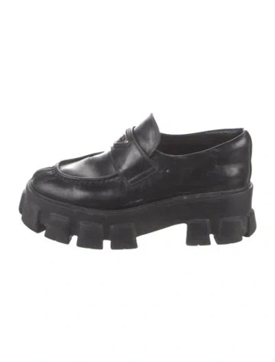 Pre-owned Prada Leather Oxfords In Black