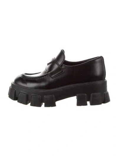 Pre-owned Prada Leather Oxfords In Black