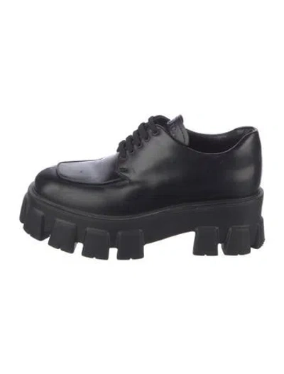 Pre-owned Prada Leather Oxfords In Black