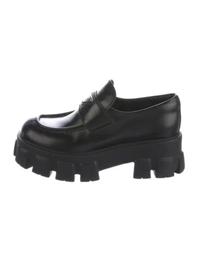 Pre-owned Prada Leather Oxfords In Black