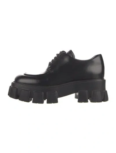 Pre-owned Prada Leather Oxfords In Black