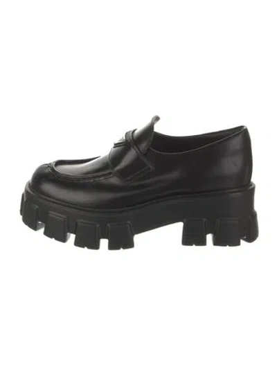 Pre-owned Prada Leather Oxfords In Black