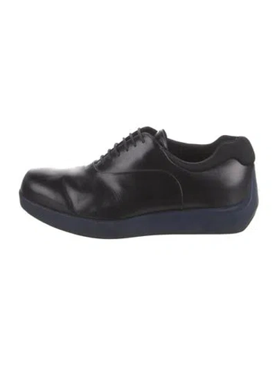 Pre-owned Prada Leather Oxfords In Black