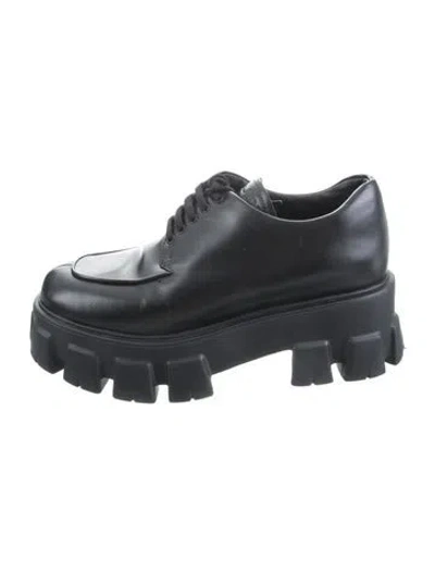 Pre-owned Prada Leather Oxfords In Black