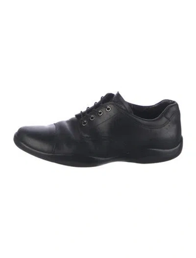 Pre-owned Prada Leather Oxfords In Black