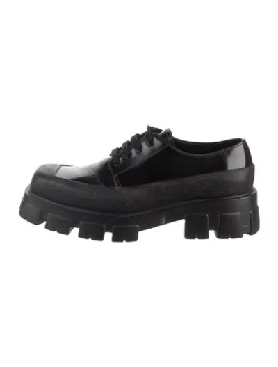 Pre-owned Prada Leather Oxfords In Black