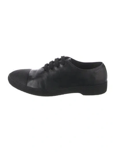 Pre-owned Prada Leather Oxfords In Black