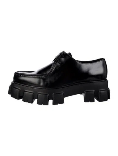 Pre-owned Prada Leather Oxfords In Black