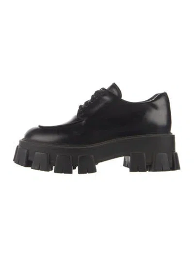 Pre-owned Prada Leather Oxfords In Black