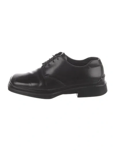 Pre-owned Prada Leather Oxfords In Black