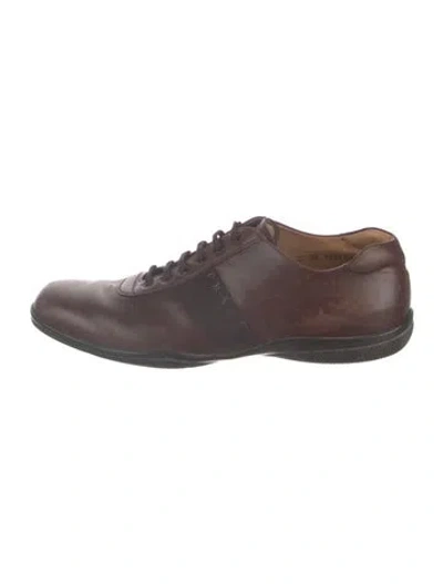 Pre-owned Prada Leather Oxfords In Brown