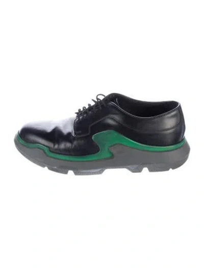 Pre-owned Prada Leather Oxfords In Green