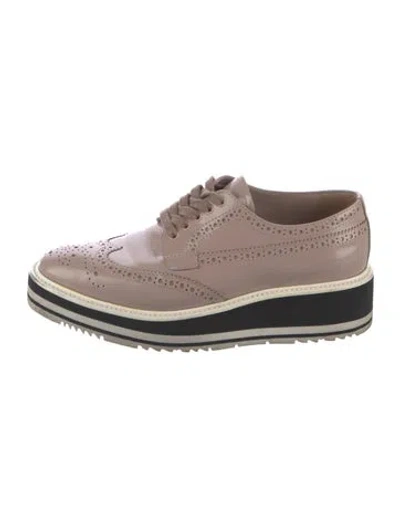 Pre-owned Prada Leather Oxfords In Pink