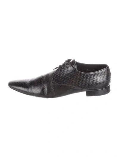 Pre-owned Prada Leather Patterned Oxfords In Black