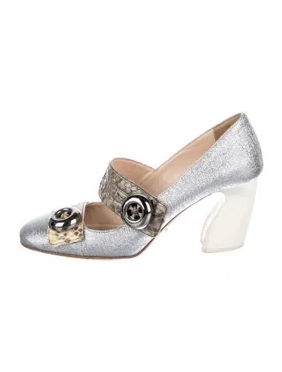 Pre-owned Prada Leather Patterned Pumps
