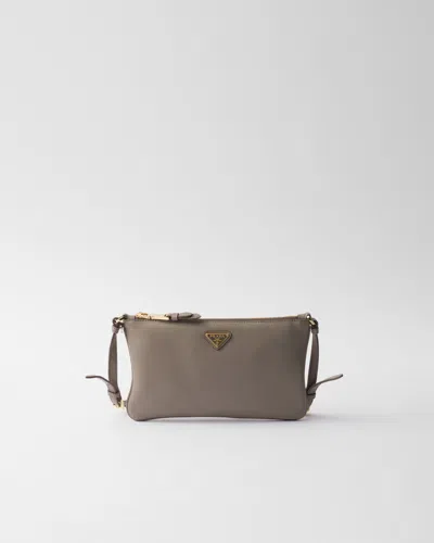 Prada Pouch Aus Leder In Lehmgrau