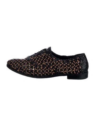 Pre-owned Prada Leather Printed Oxfords In Multi