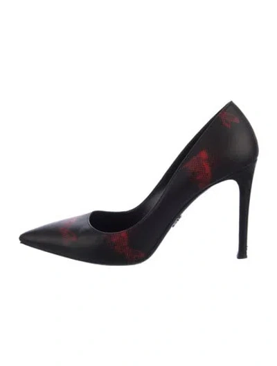 Pre-owned Prada Leather Printed Pumps In Multi