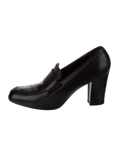 Pre-owned Prada Leather Pumps In Black