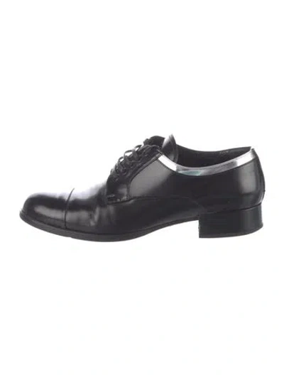 Pre-owned Prada Leather Pumps In Black