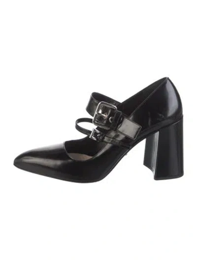 Pre-owned Prada Leather Pumps In Black