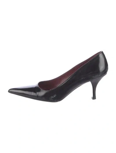Pre-owned Prada Leather Pumps In Black