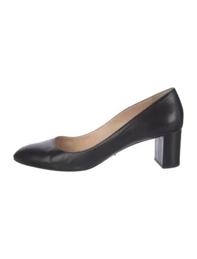 Pre-owned Prada Leather Pumps In Black