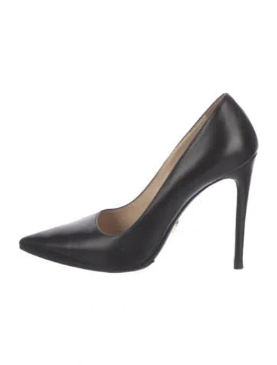 Pre-owned Prada Leather Pumps In Black