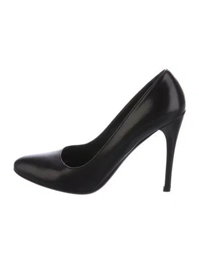 Pre-owned Prada Leather Pumps In Black