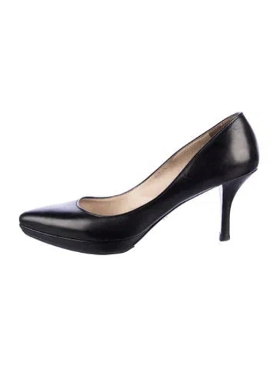 Pre-owned Prada Leather Pumps In Black