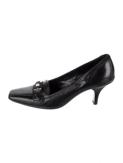 Pre-owned Prada Leather Pumps In Black