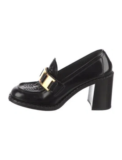 Pre-owned Prada Leather Pumps In Black