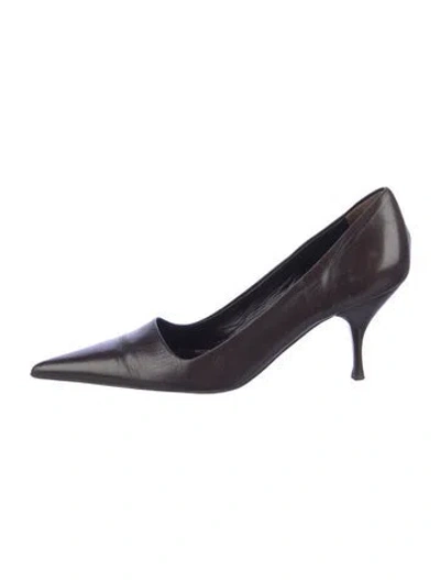 Pre-owned Prada Leather Pumps In Brown
