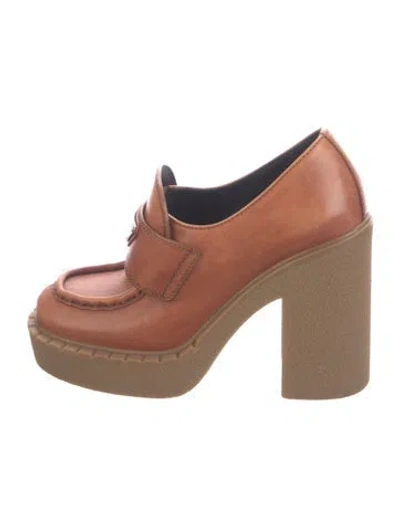 Pre-owned Prada Leather Pumps In Brown
