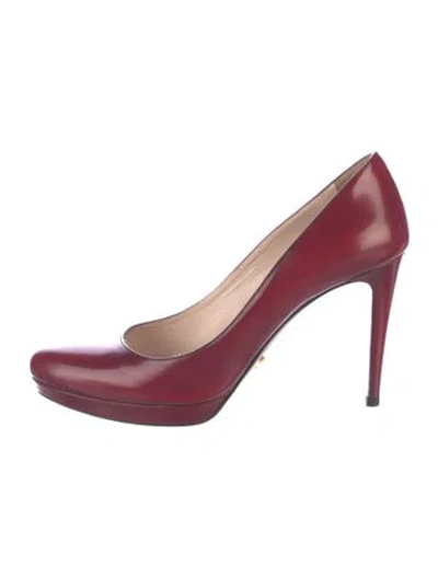Pre-owned Prada Leather Pumps In Burgundy