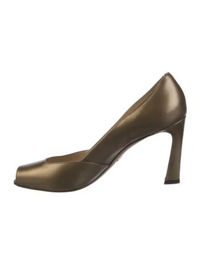 Pre-owned Prada Leather Pumps In Green