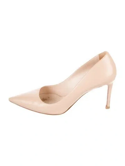 Pre-owned Prada Leather Pumps In Neutral