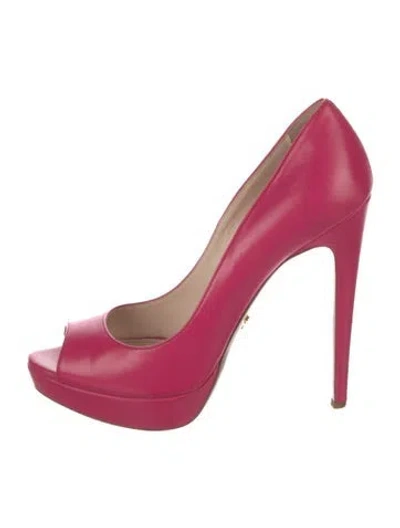 Pre-owned Prada Leather Pumps In Pink