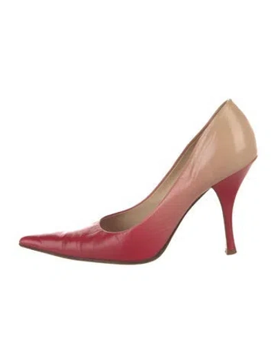 Pre-owned Prada Leather Pumps In Red